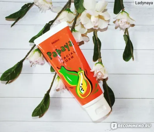 Papaya facial foam
